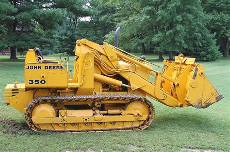 john deere 350 skid steer